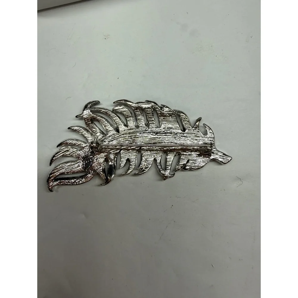 Vintage Style Silver Tone Marcasite Feather Brooch Pin Antiqued Plume Jewelry